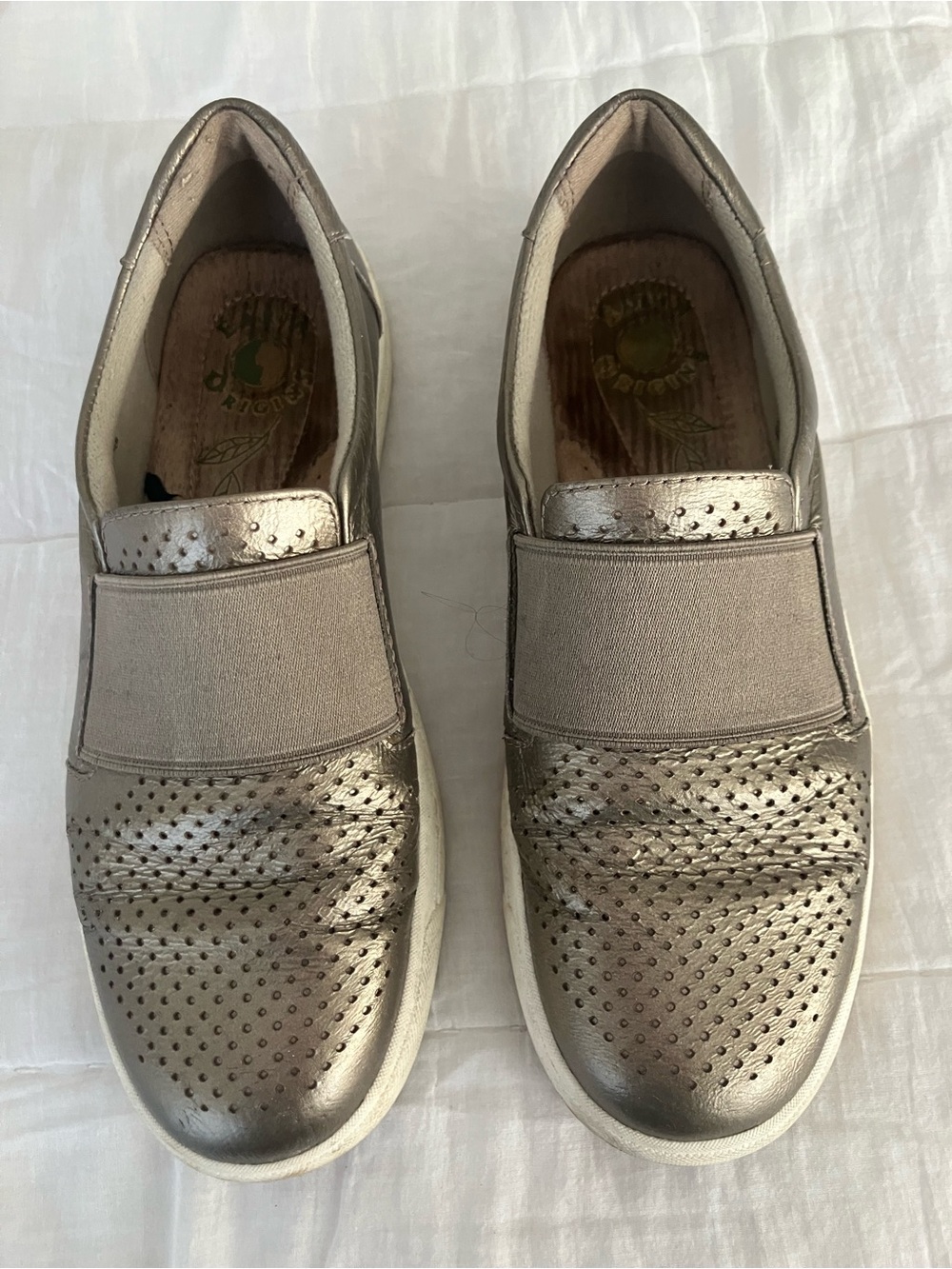 Earth Origins Slip-On Sneakers. Melissa.